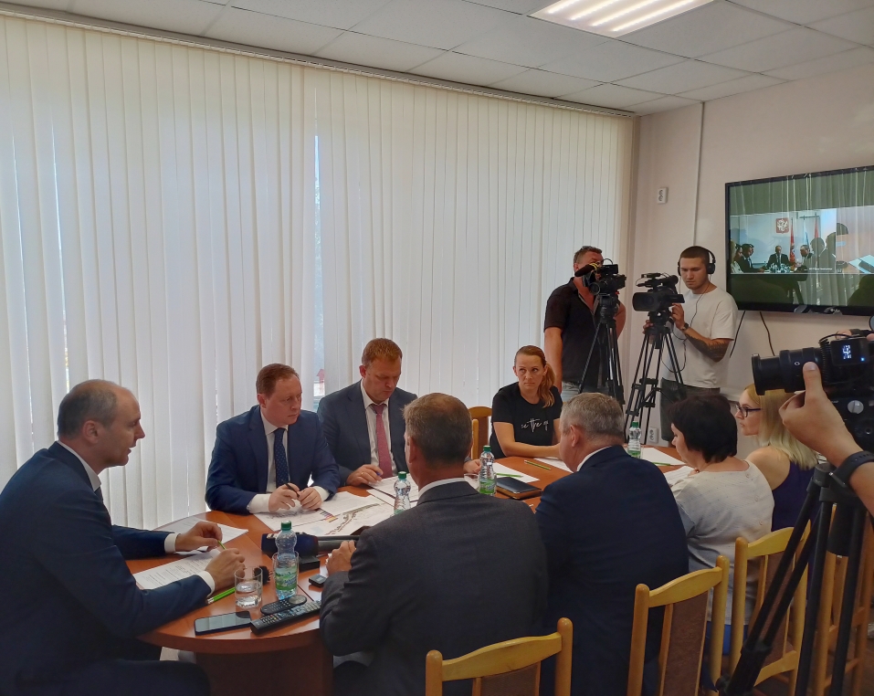 Татьяна Золина приняла участие в выездном совещании главы региона в Новотроицке.