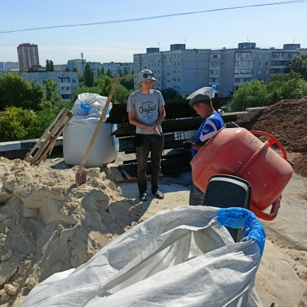 Капитальный ремонт кровли в доме  № 49 по ул.Туркестанской.