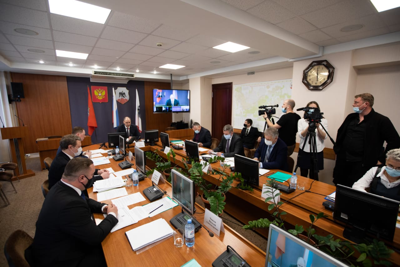 27 апреля прошло совещание по вопросам ЖКХ и ремонта автомобильных дорог