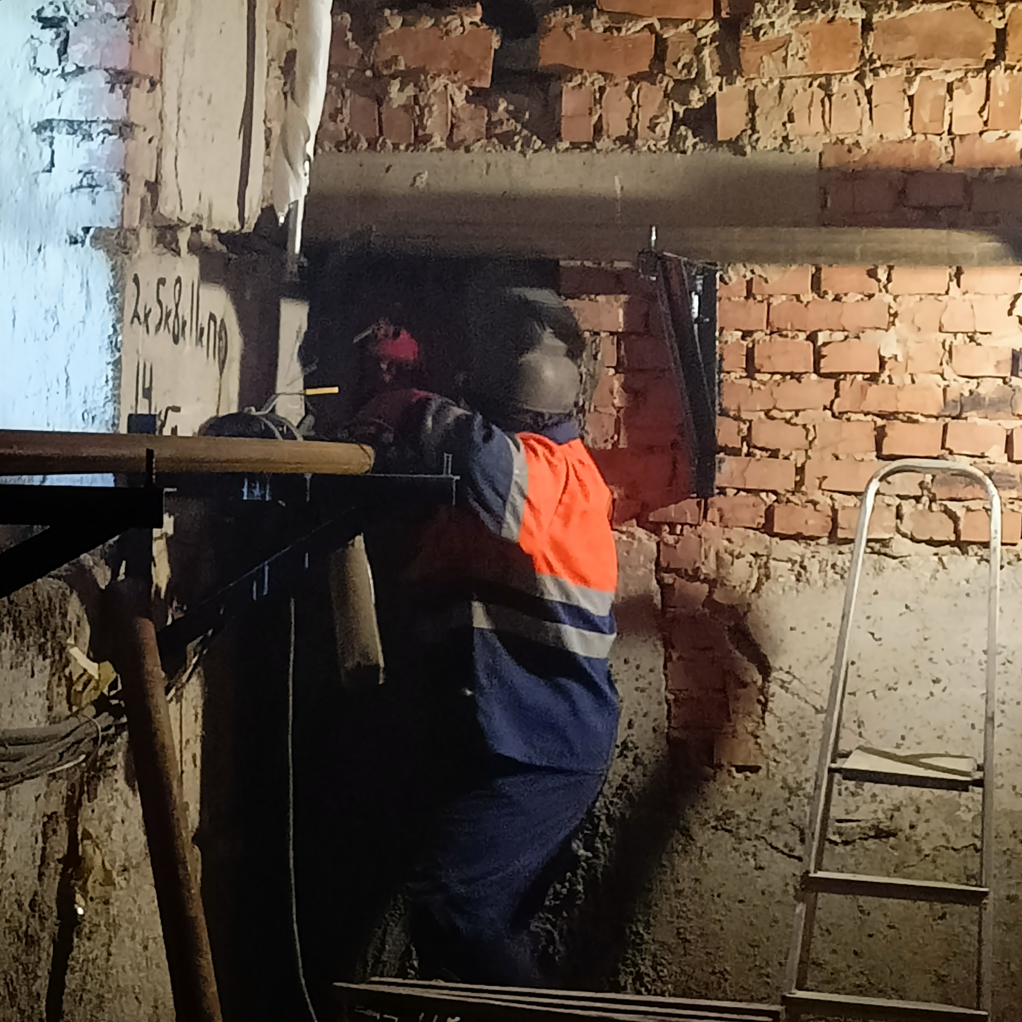 Ремонт системы теплоснабжения. Алтайская 12 Б.