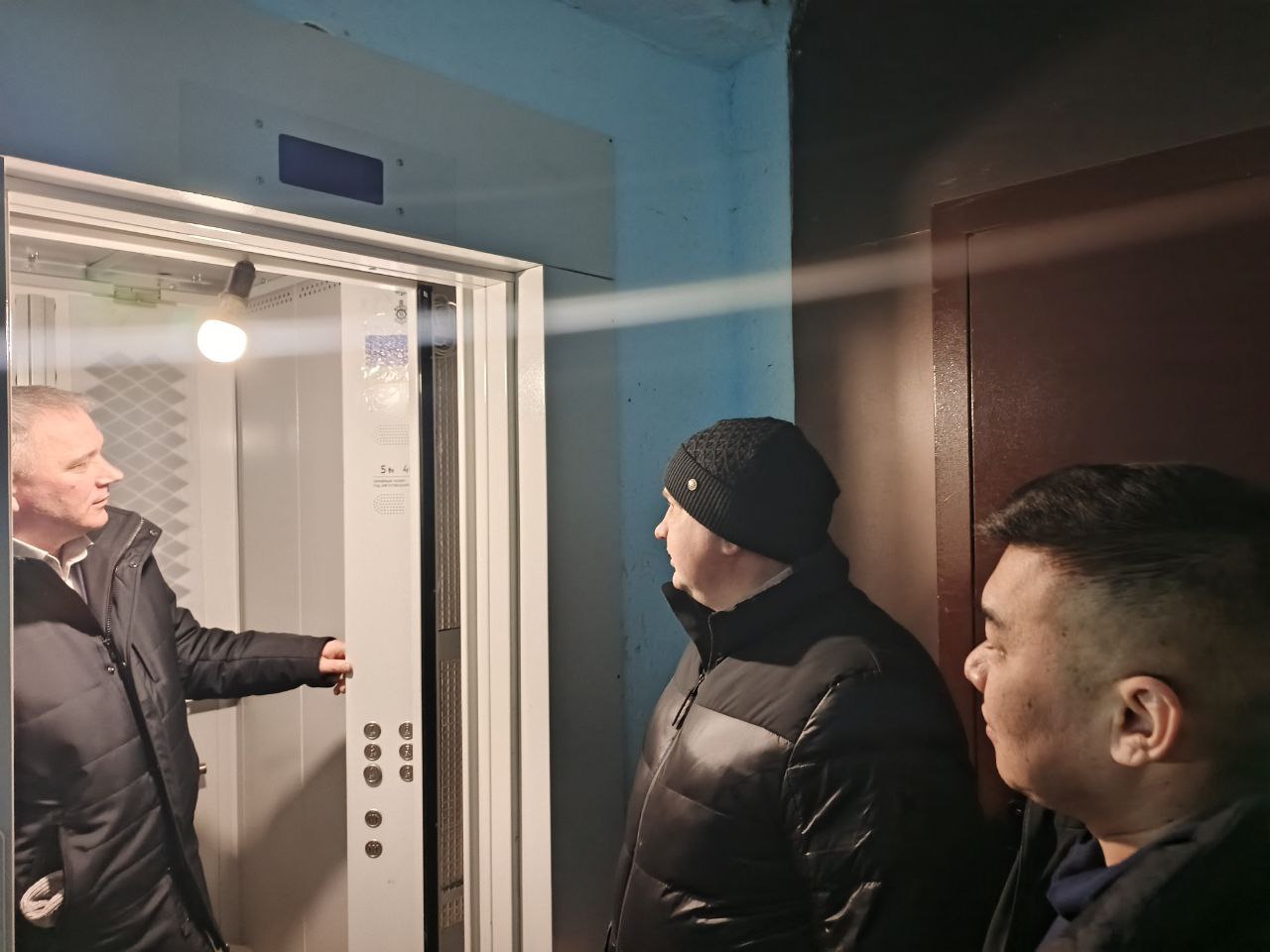 Внеплановый контрольный выезд по адресу: дом № 43 по ул.Салмышской.