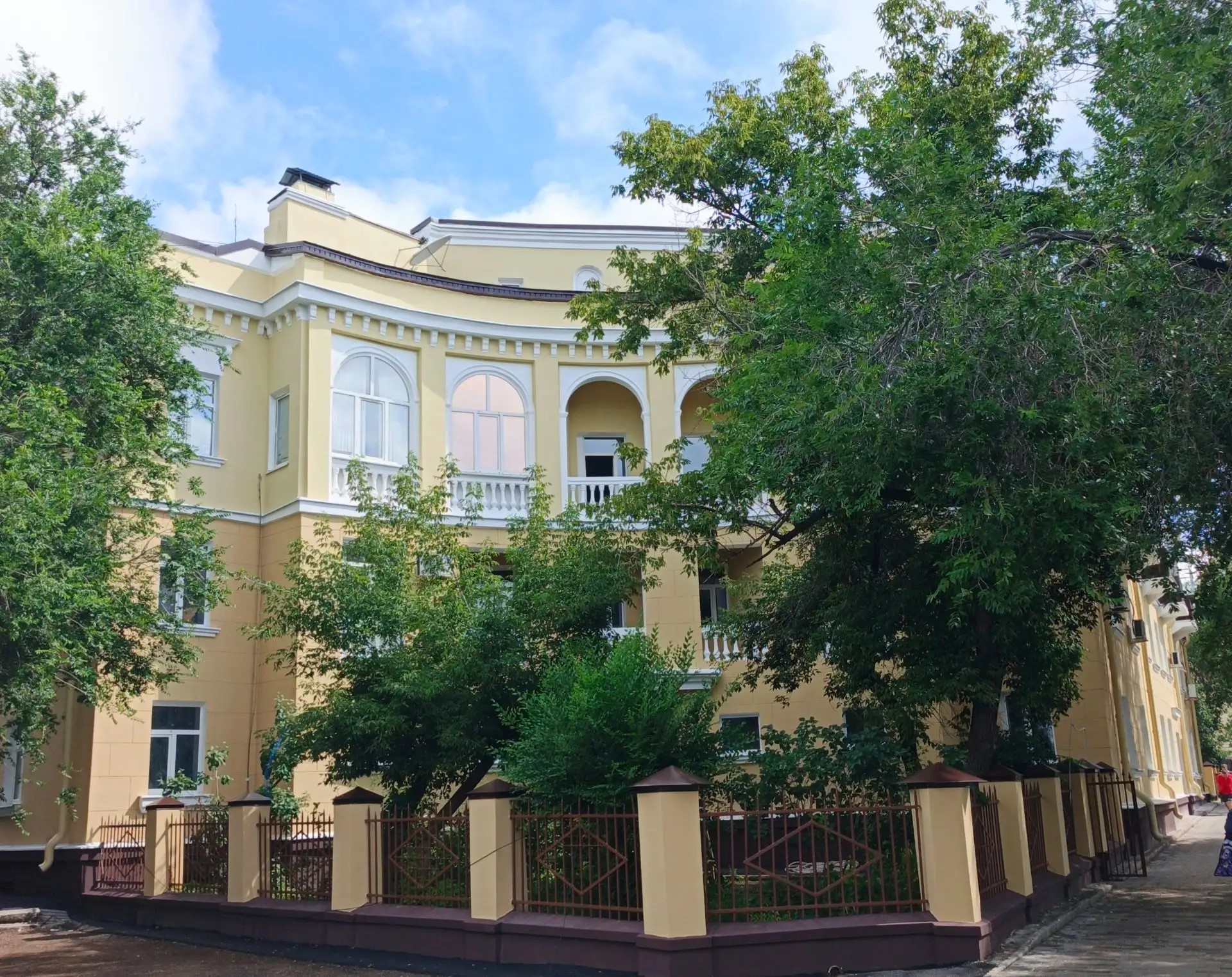 Приемка фасада. г.Оренбург, ул.Кирова, 4.